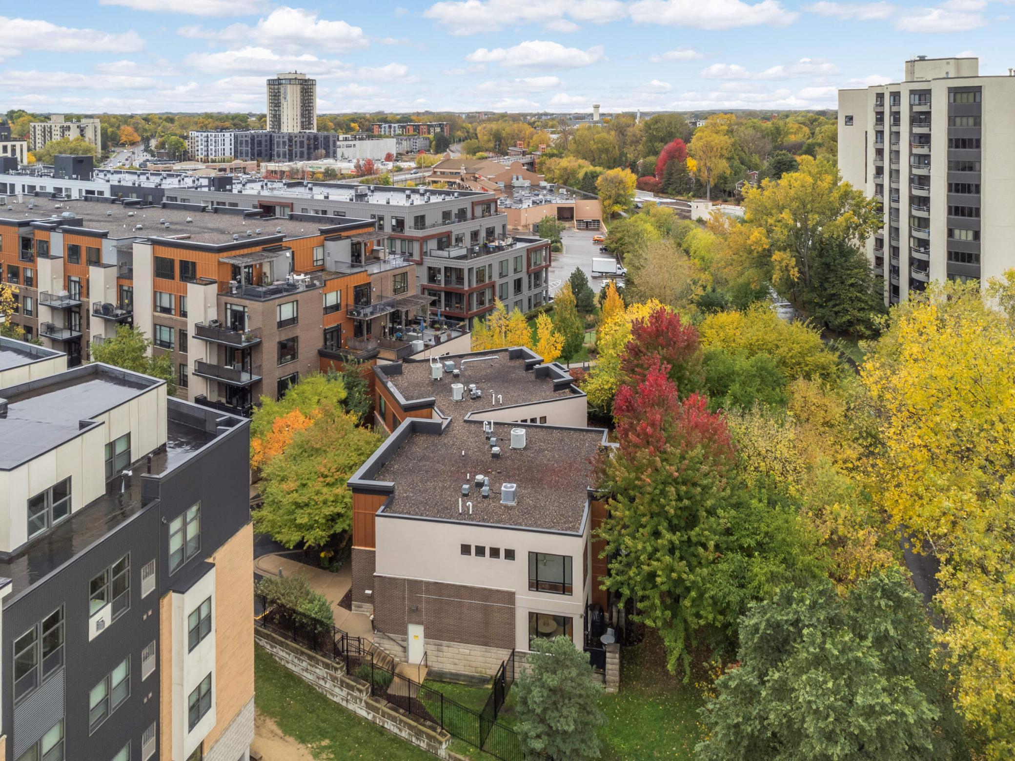 3106 W Lake Street Unit: 133