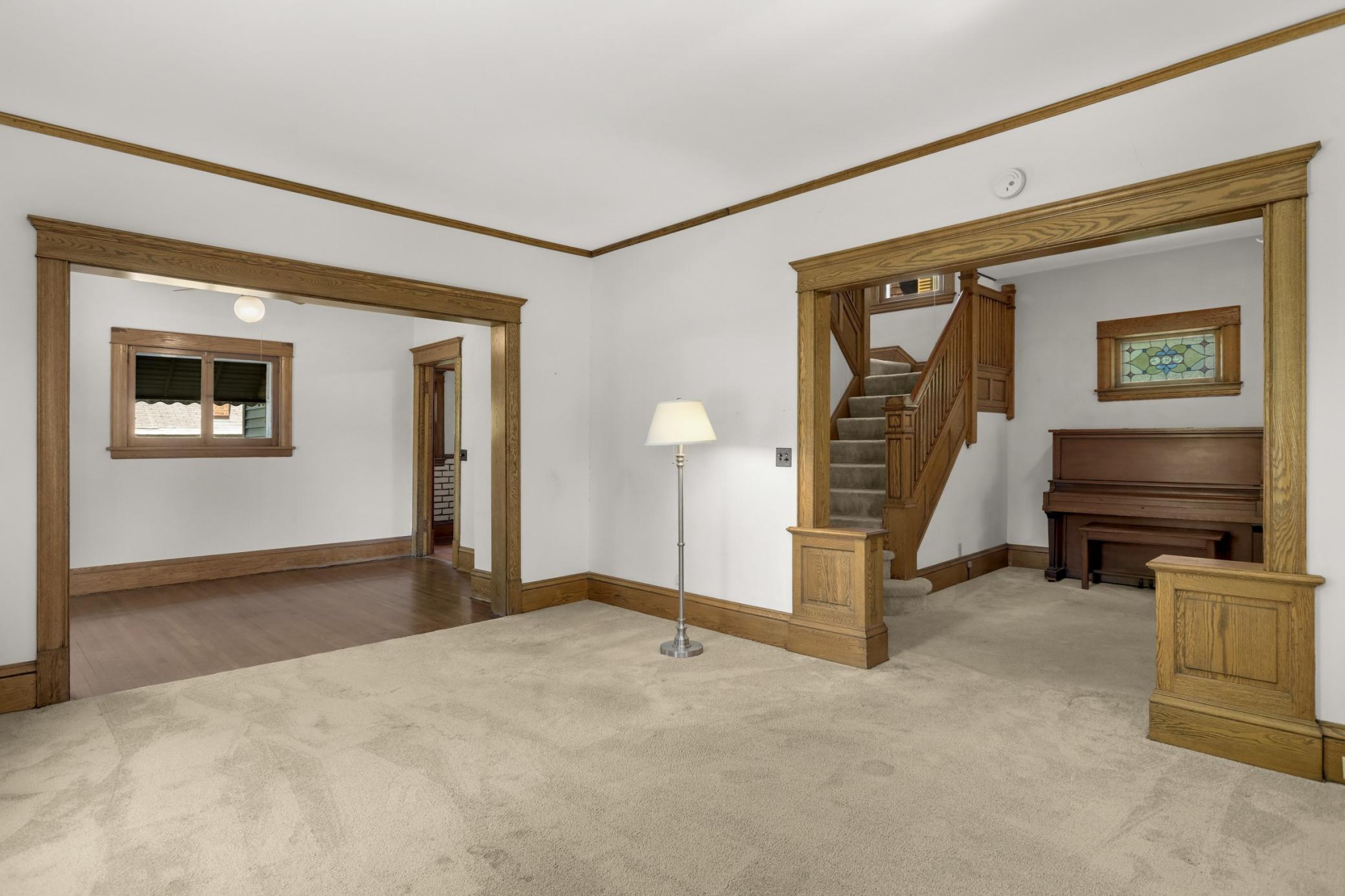 3148 Dupont Avenue S