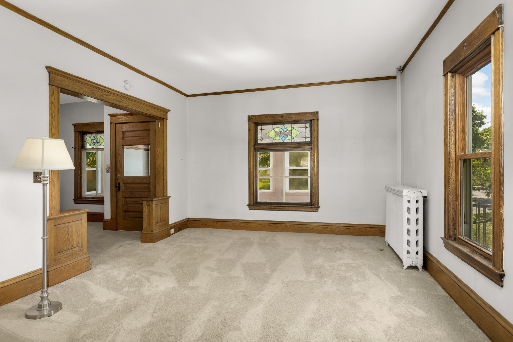 3148 Dupont Avenue S