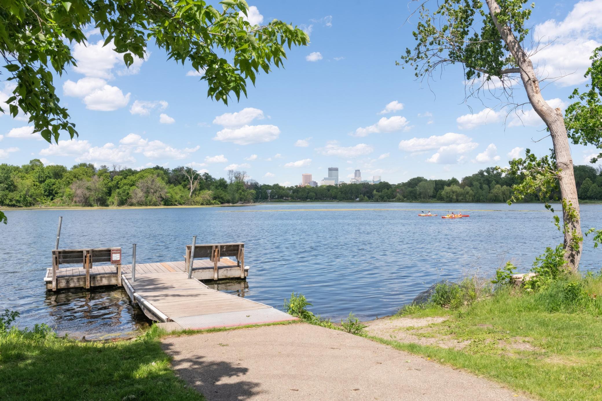 2224 W Lake Of The Isles Parkway