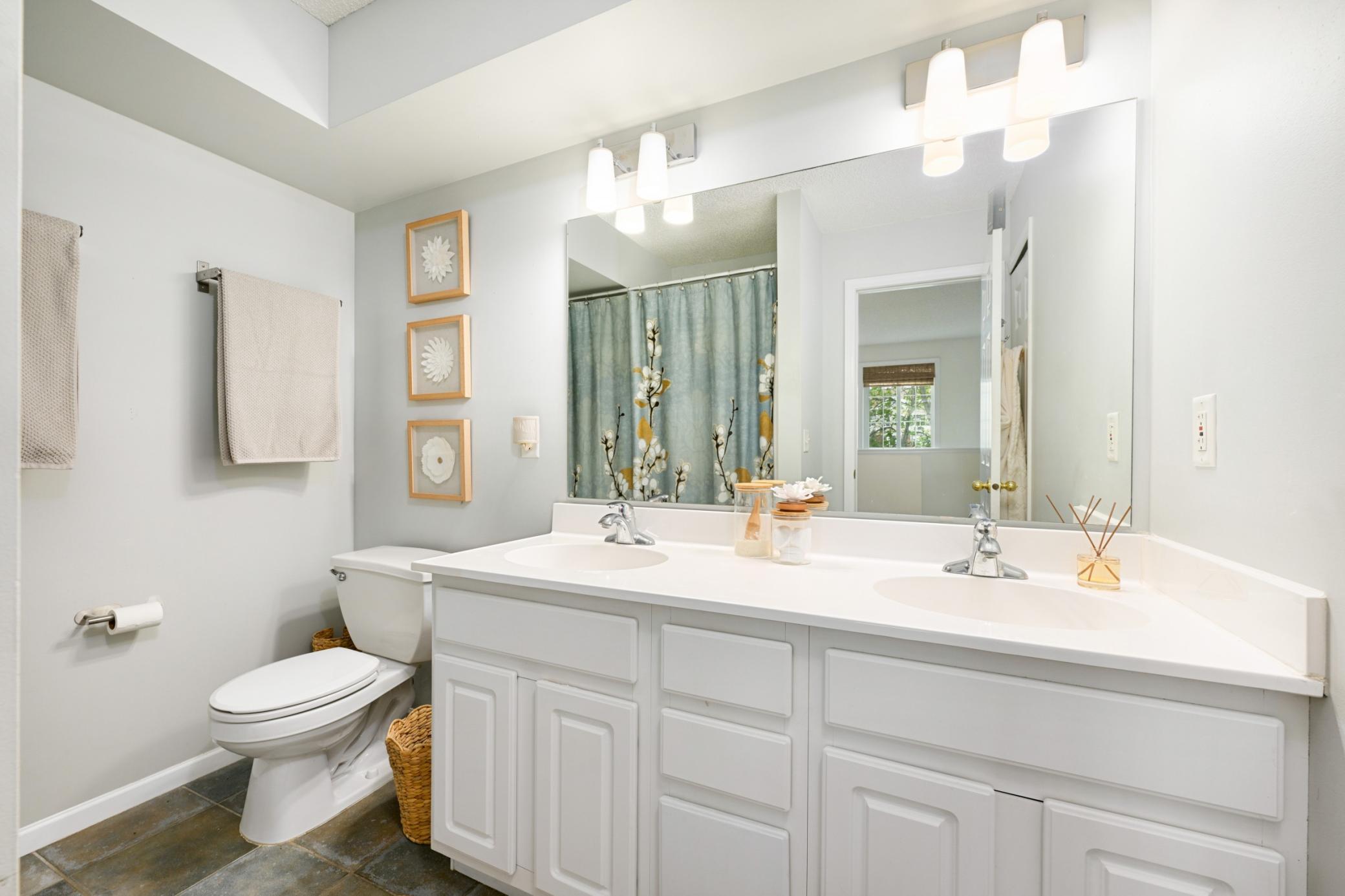 7601 Garfield Avenue Unit: 101