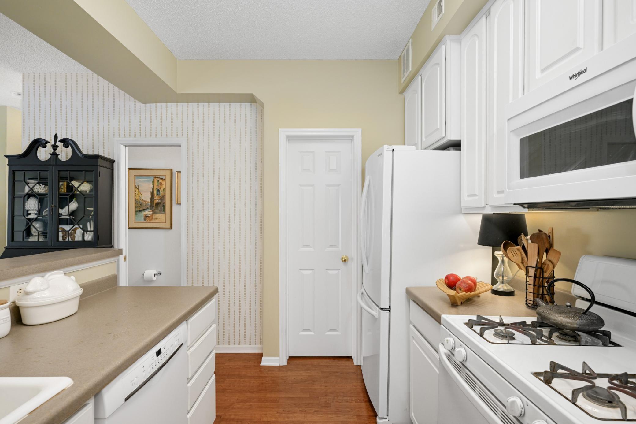 7601 Garfield Avenue Unit: 101