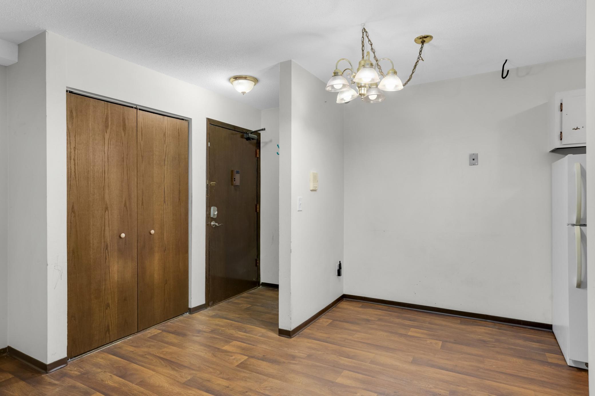 2446 Aldrich Avenue S Unit: 107