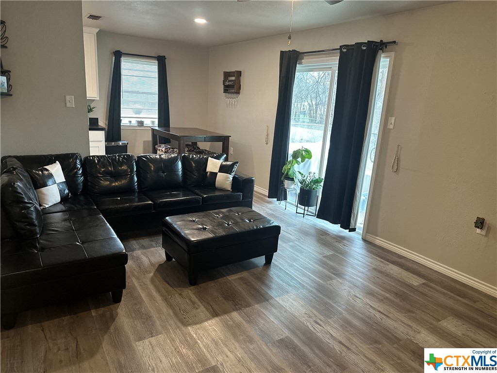 1407 Pleasant Lane