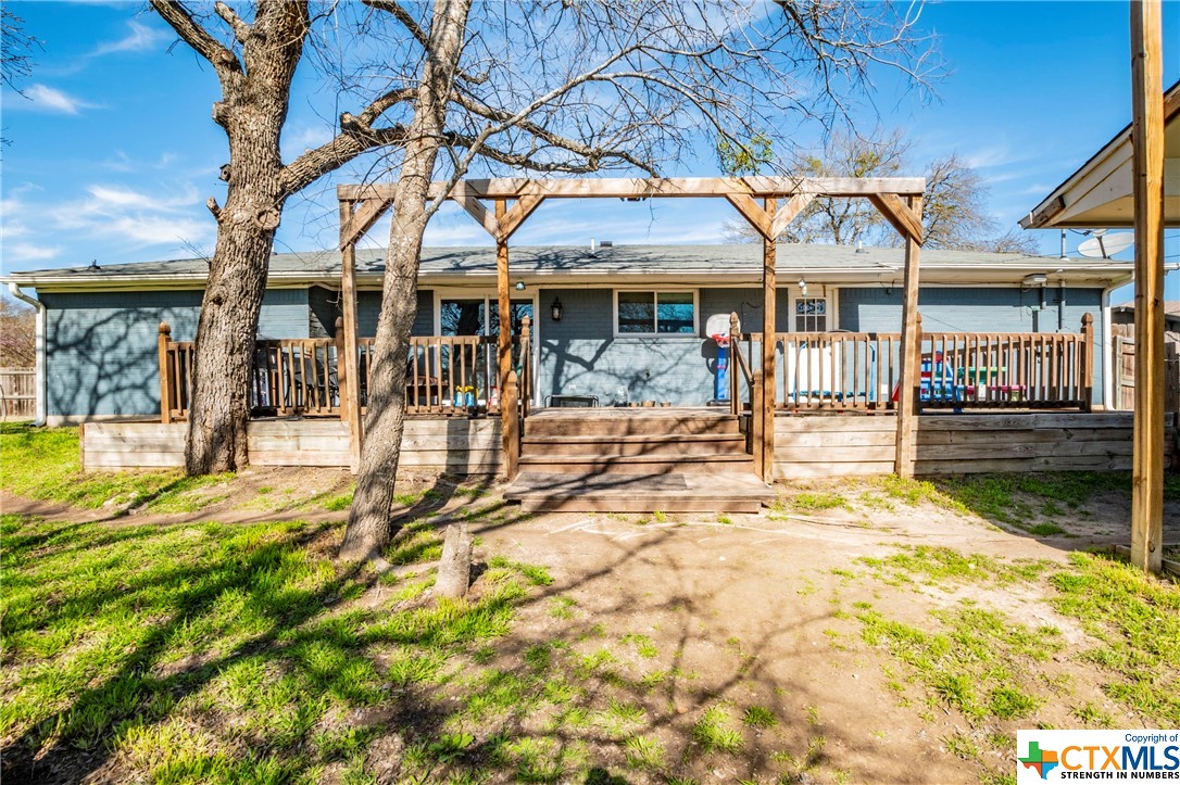 2305 Veterans Ave Avenue