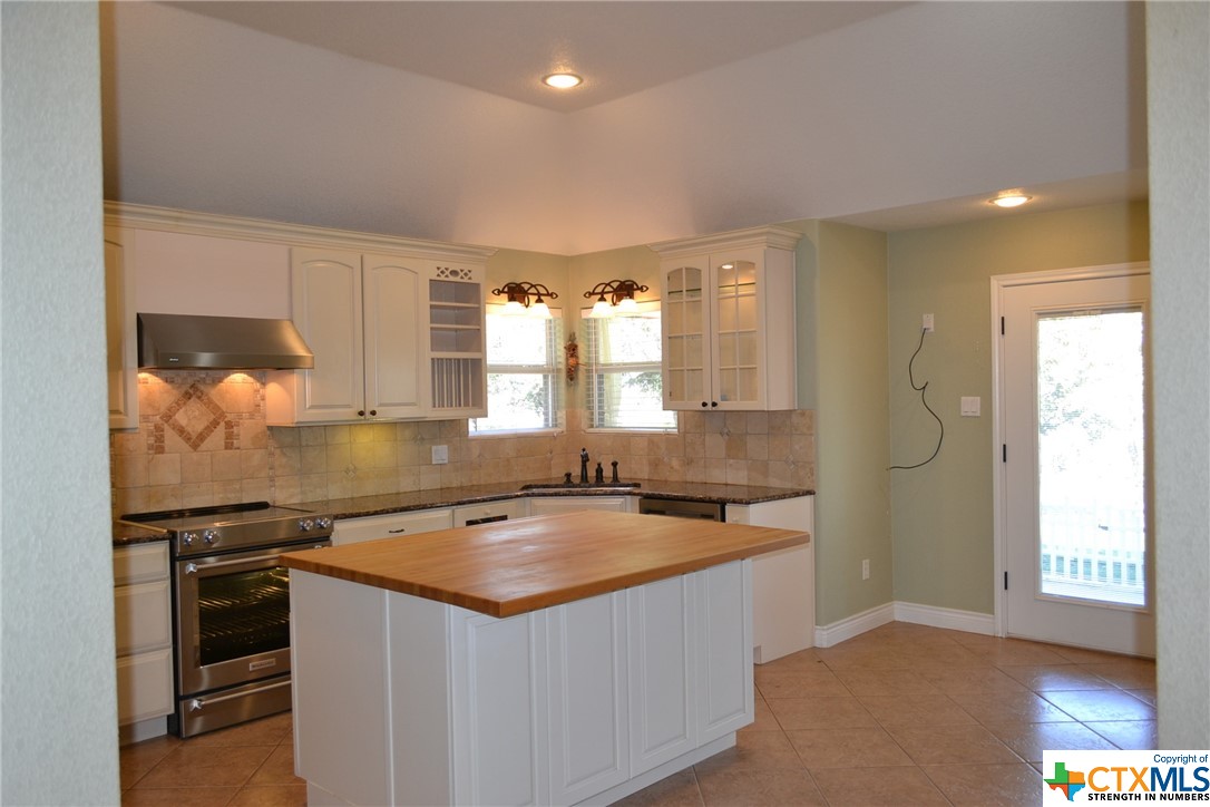 1408 County Road 3150