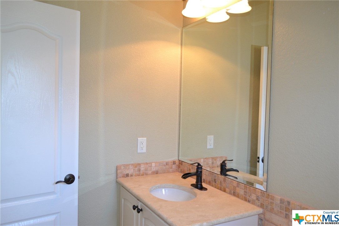 1408 County Road 3150