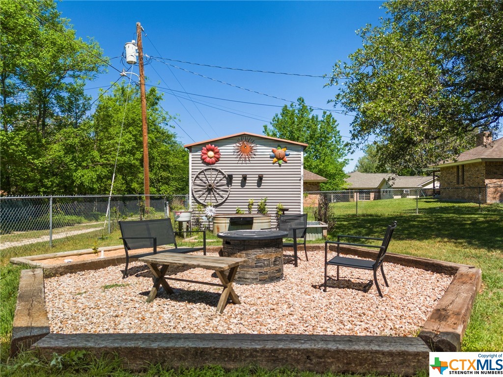 276 Mockingbird Lane