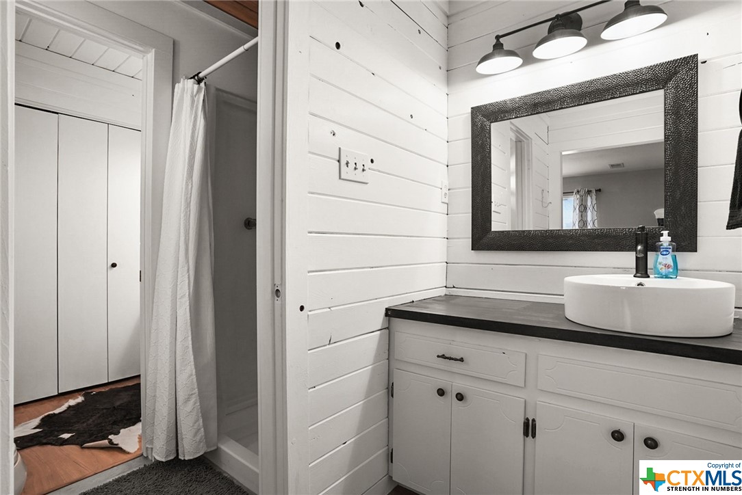 276 Mockingbird Lane