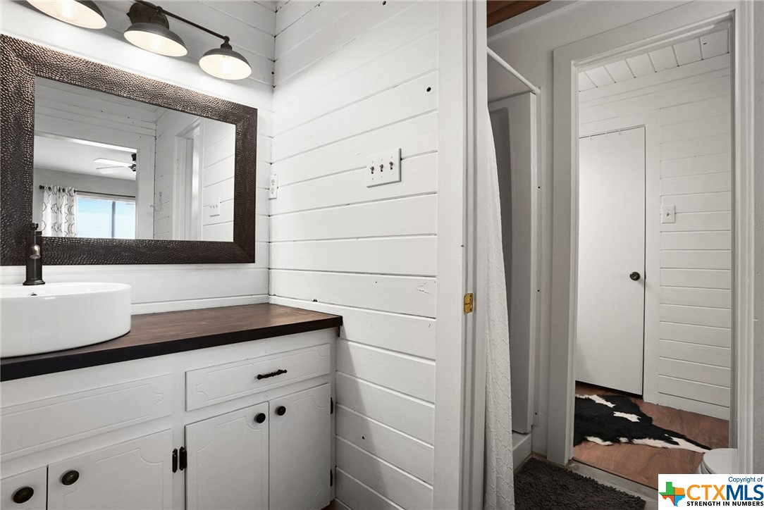 276 Mockingbird Lane