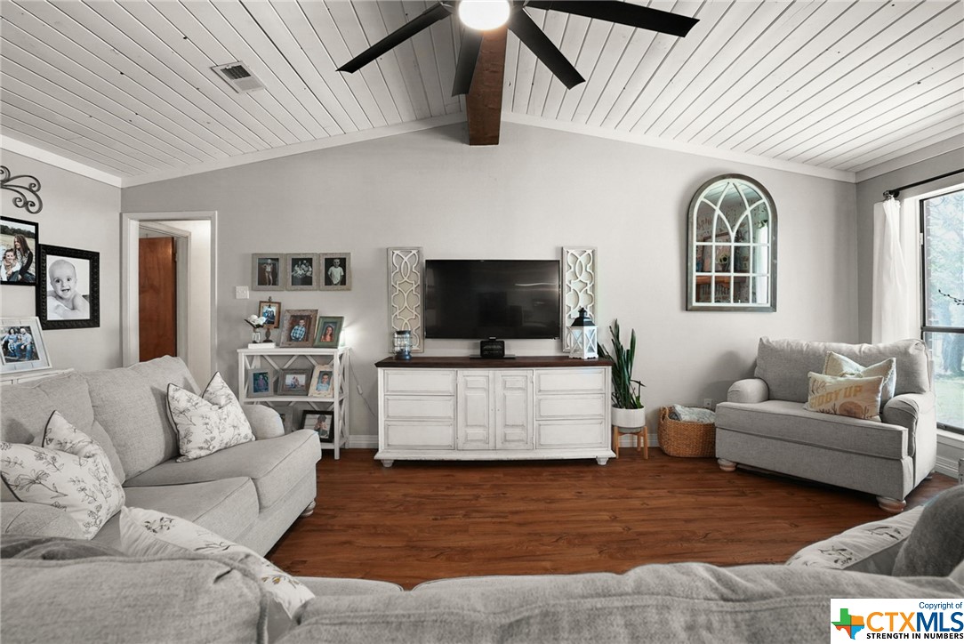 276 Mockingbird Lane