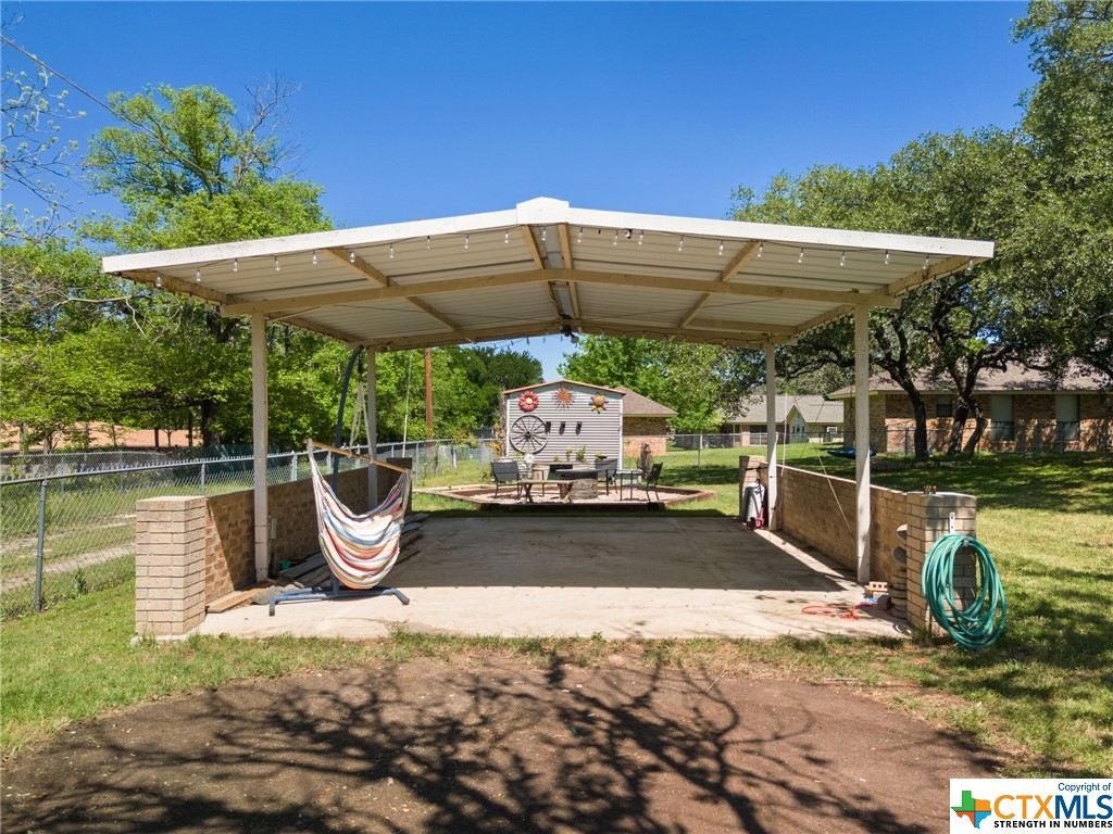 276 Mockingbird Lane