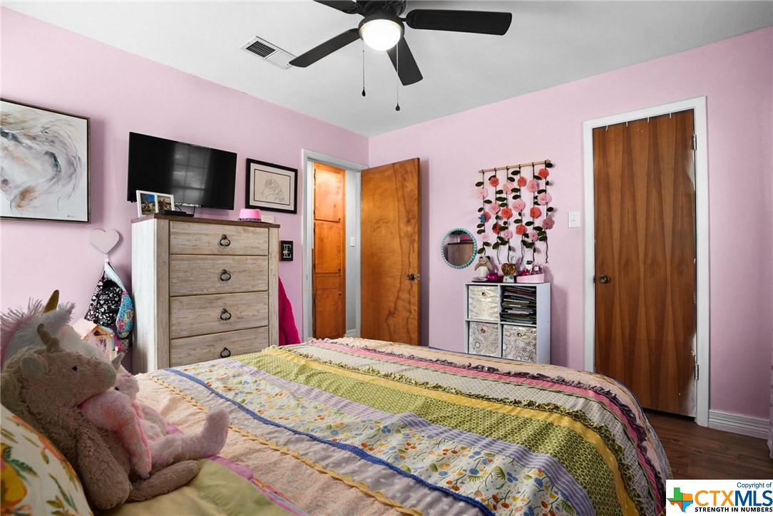 276 Mockingbird Lane