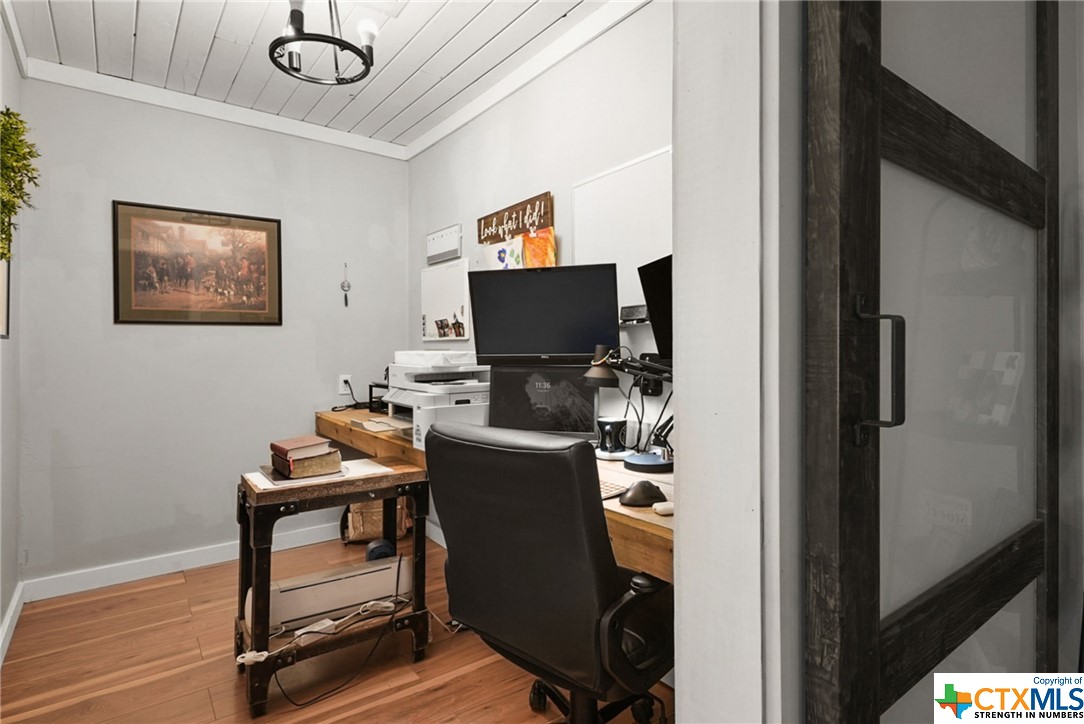 276 Mockingbird Lane