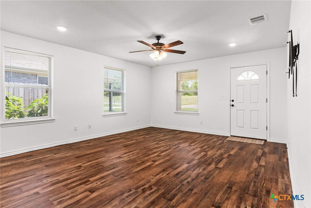 905 Blane Circle