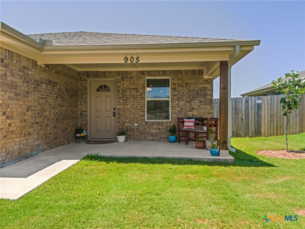 905 Blane Circle