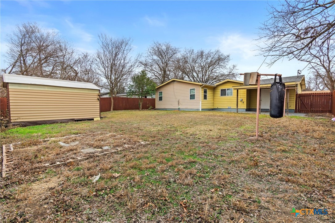 611 S 15th