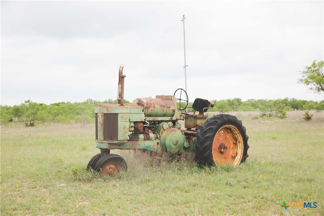 1843 County Road 2800