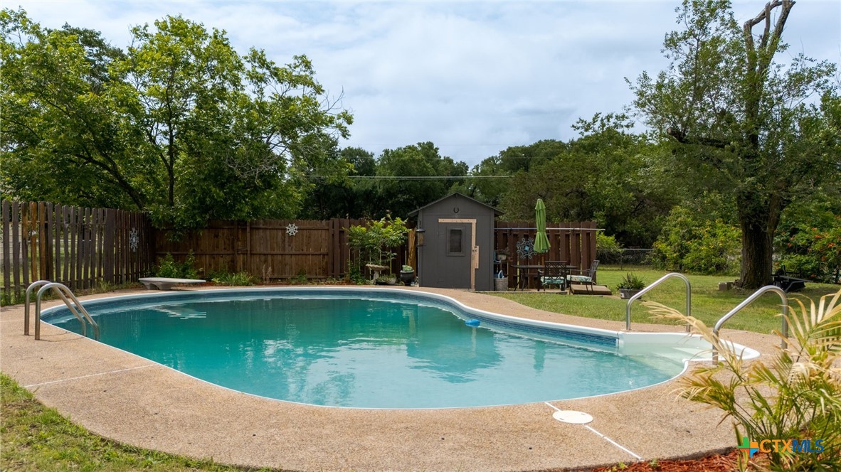 583 County Road 4744