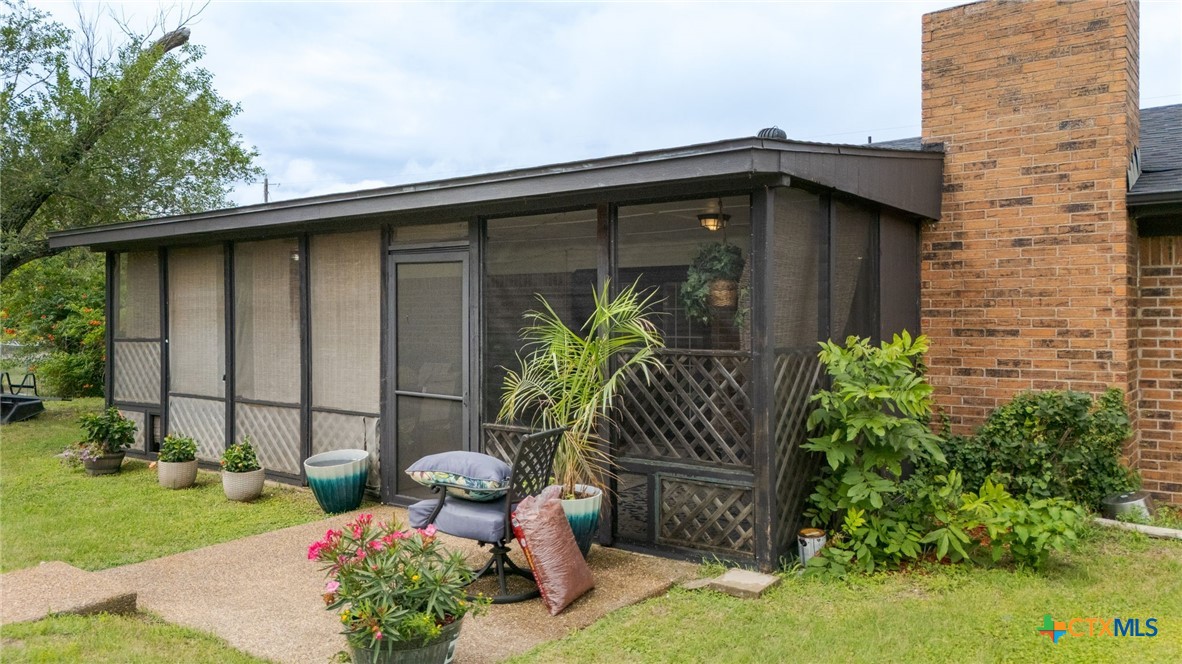 583 County Road 4744