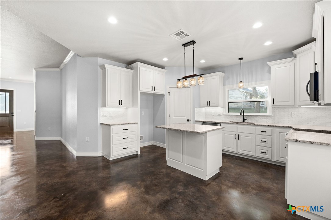 1617 Badger Lane