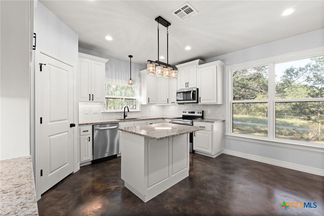 1617 Badger Lane