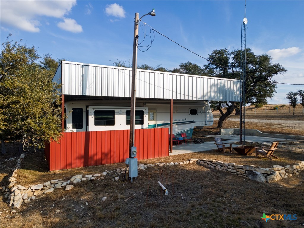 3951 E Fm 580