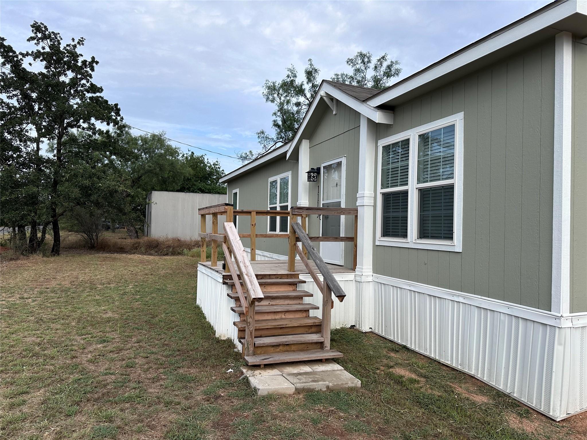 1113 County Road 118