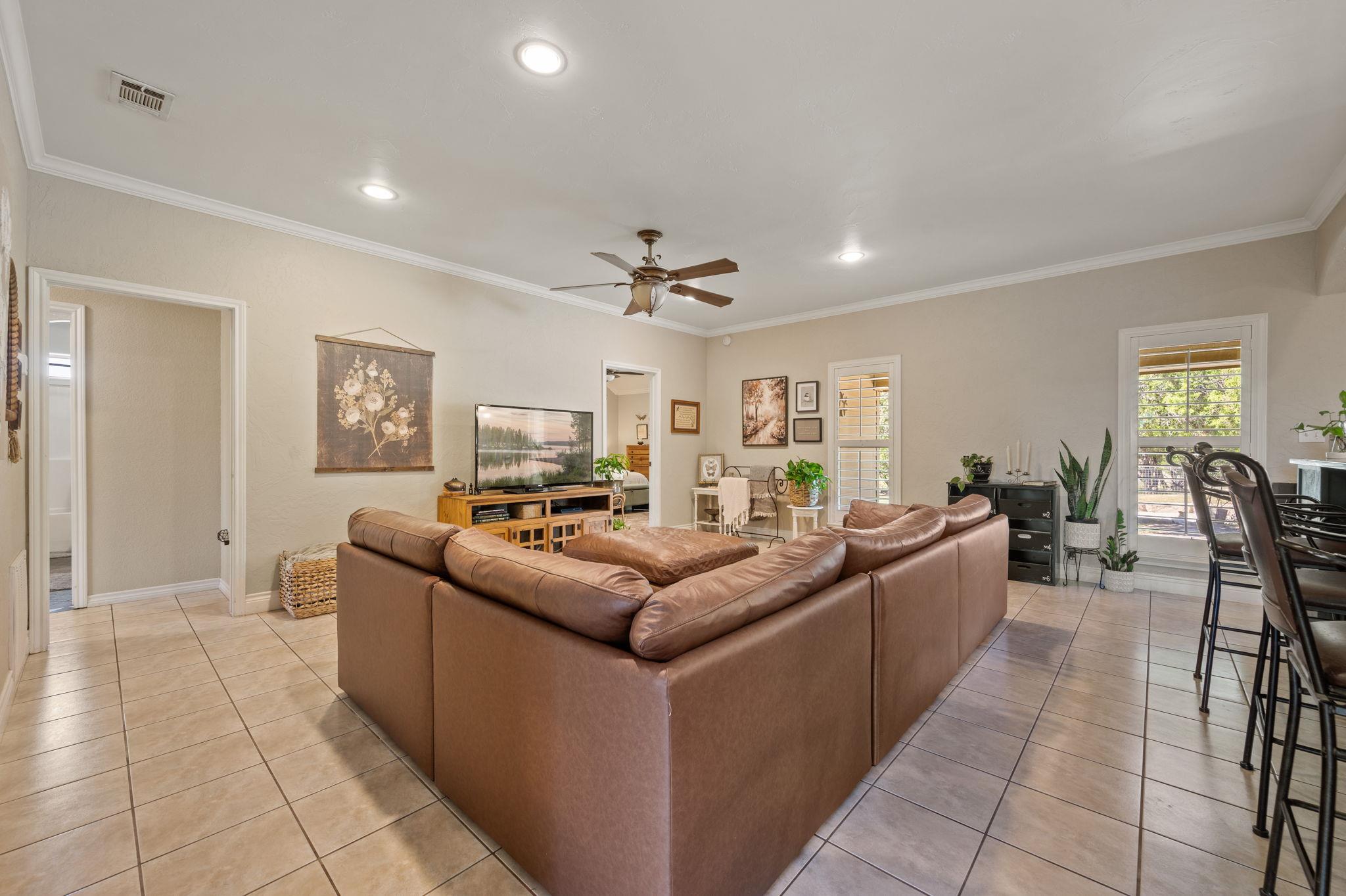 2804 County Road 1045