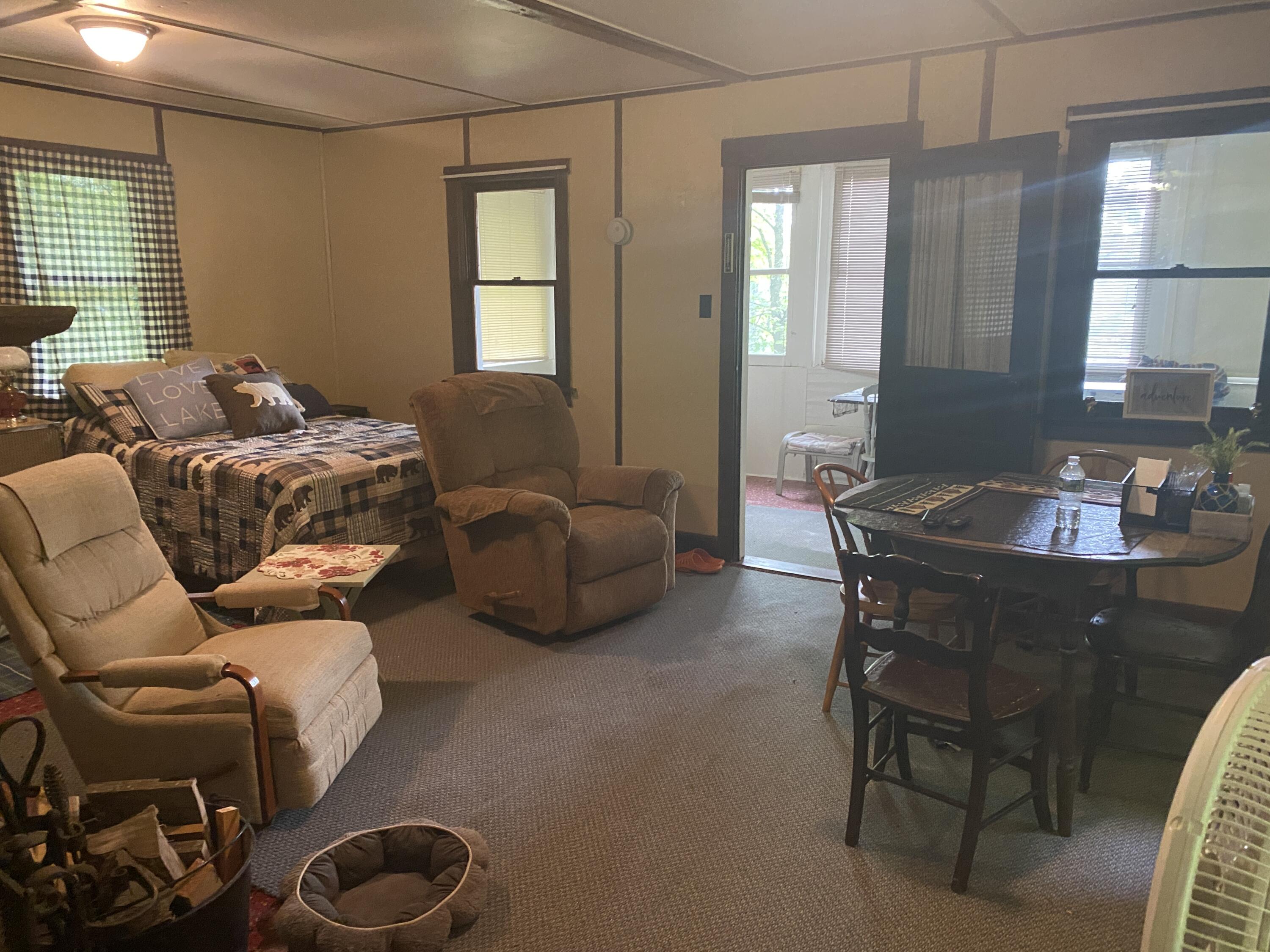 329 Mohawk Drive E