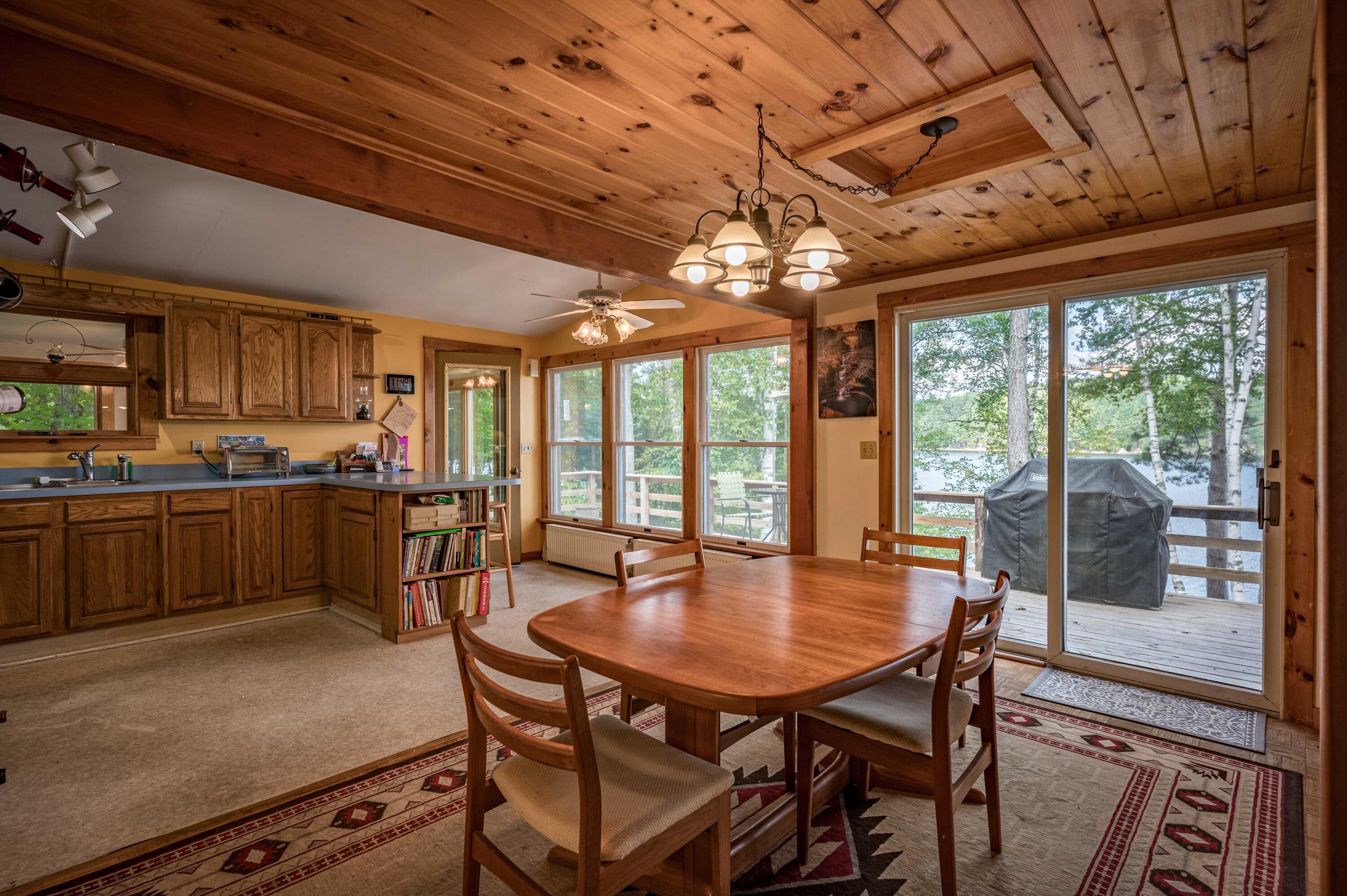 885 Deerland Road