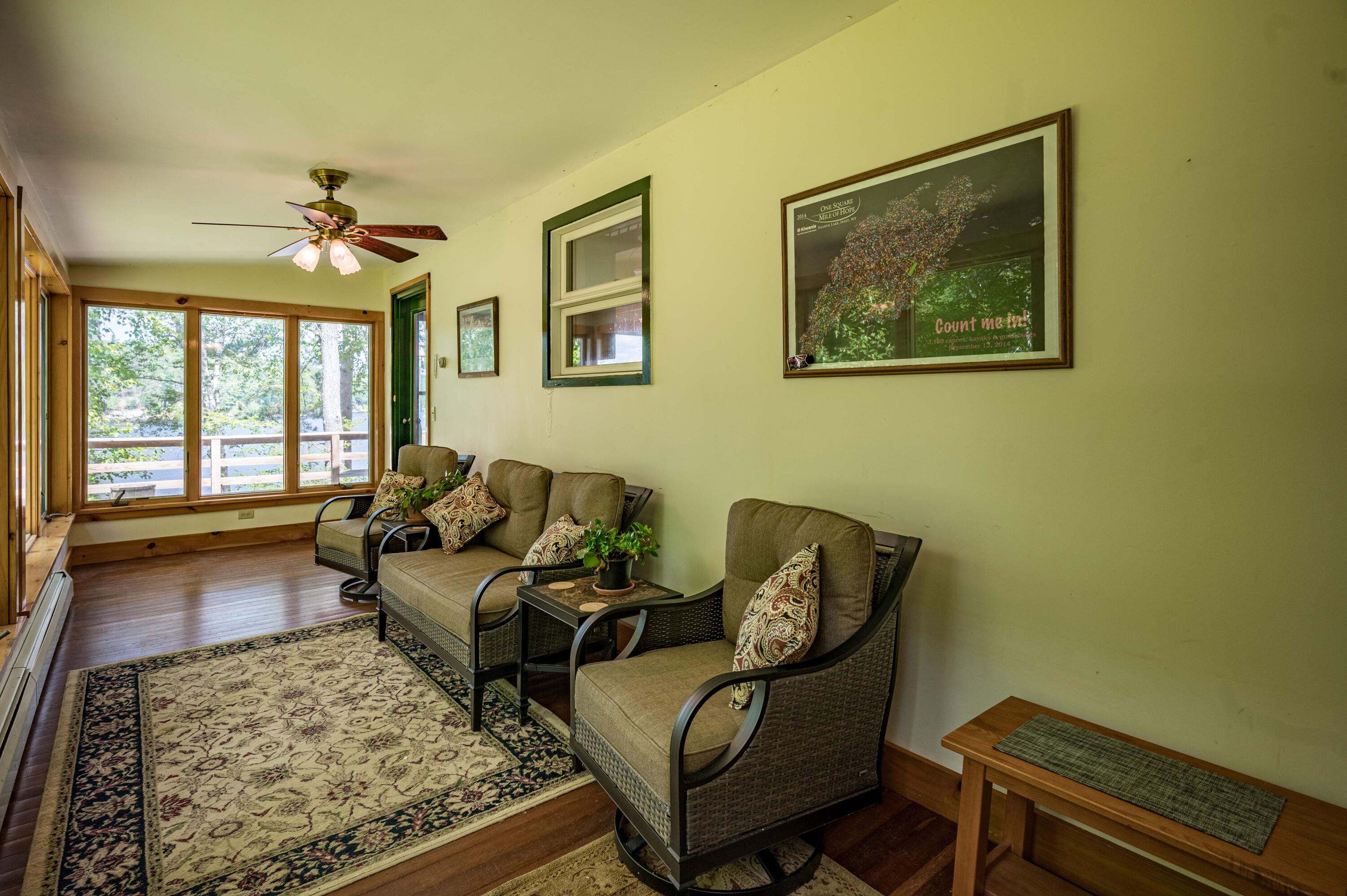 885 Deerland Road