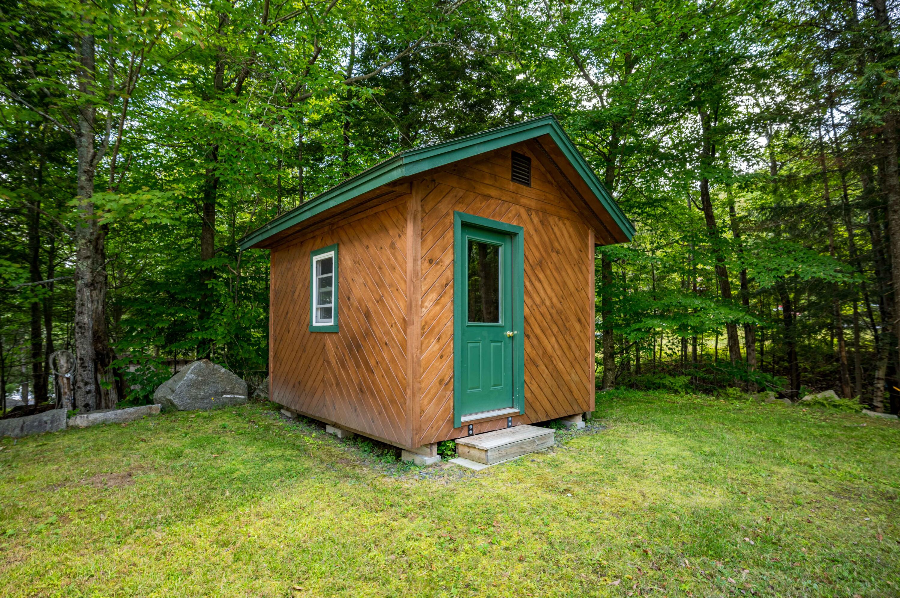 885 Deerland Road