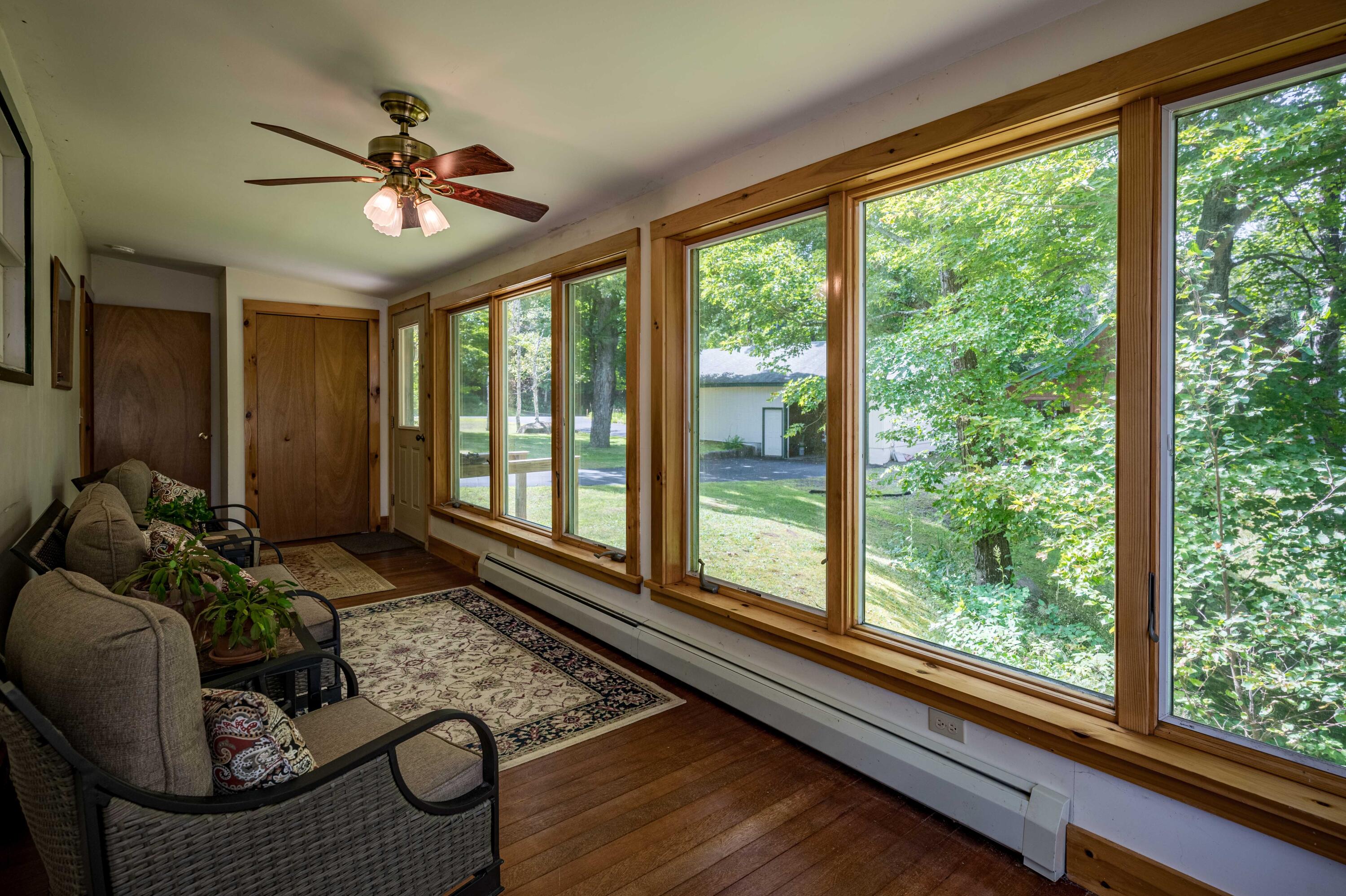 885 Deerland Road