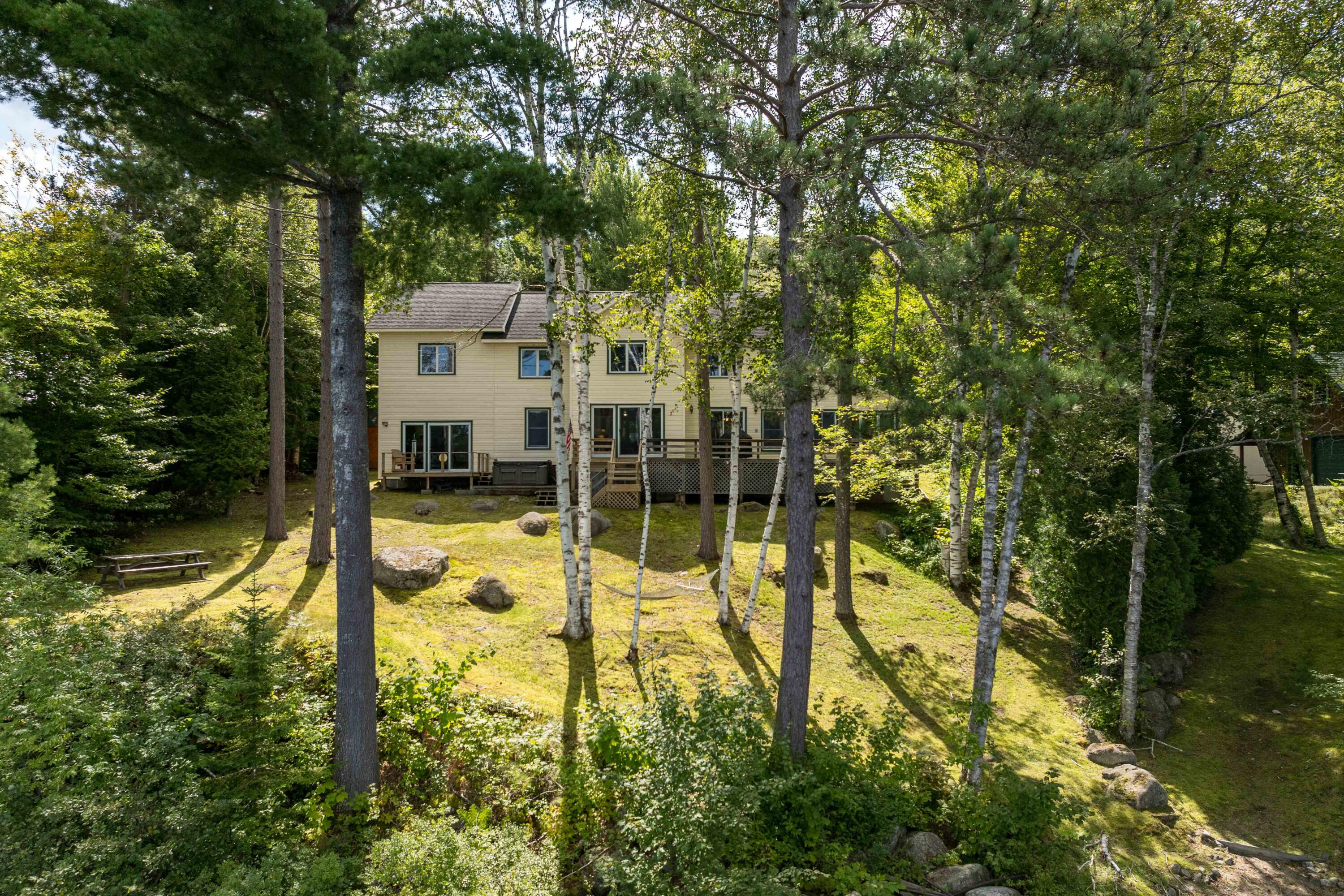 885 Deerland Road