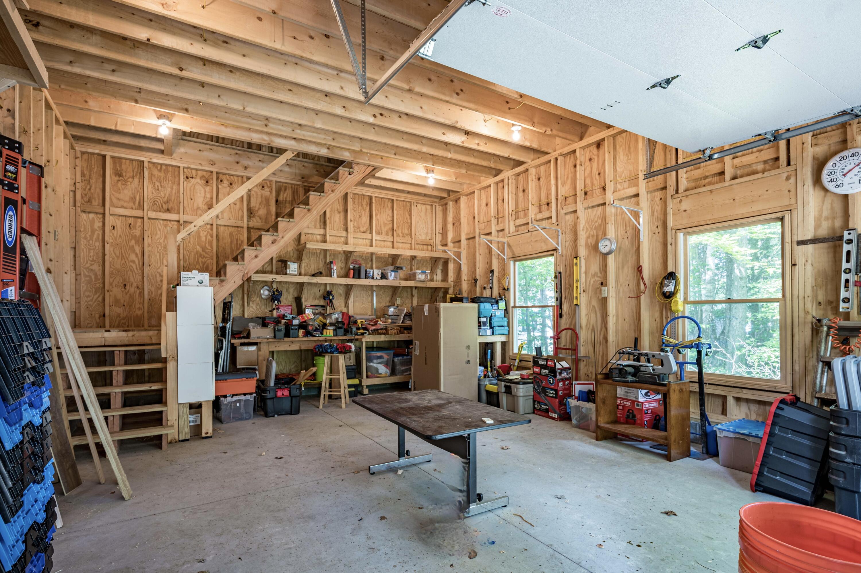 885 Deerland Road