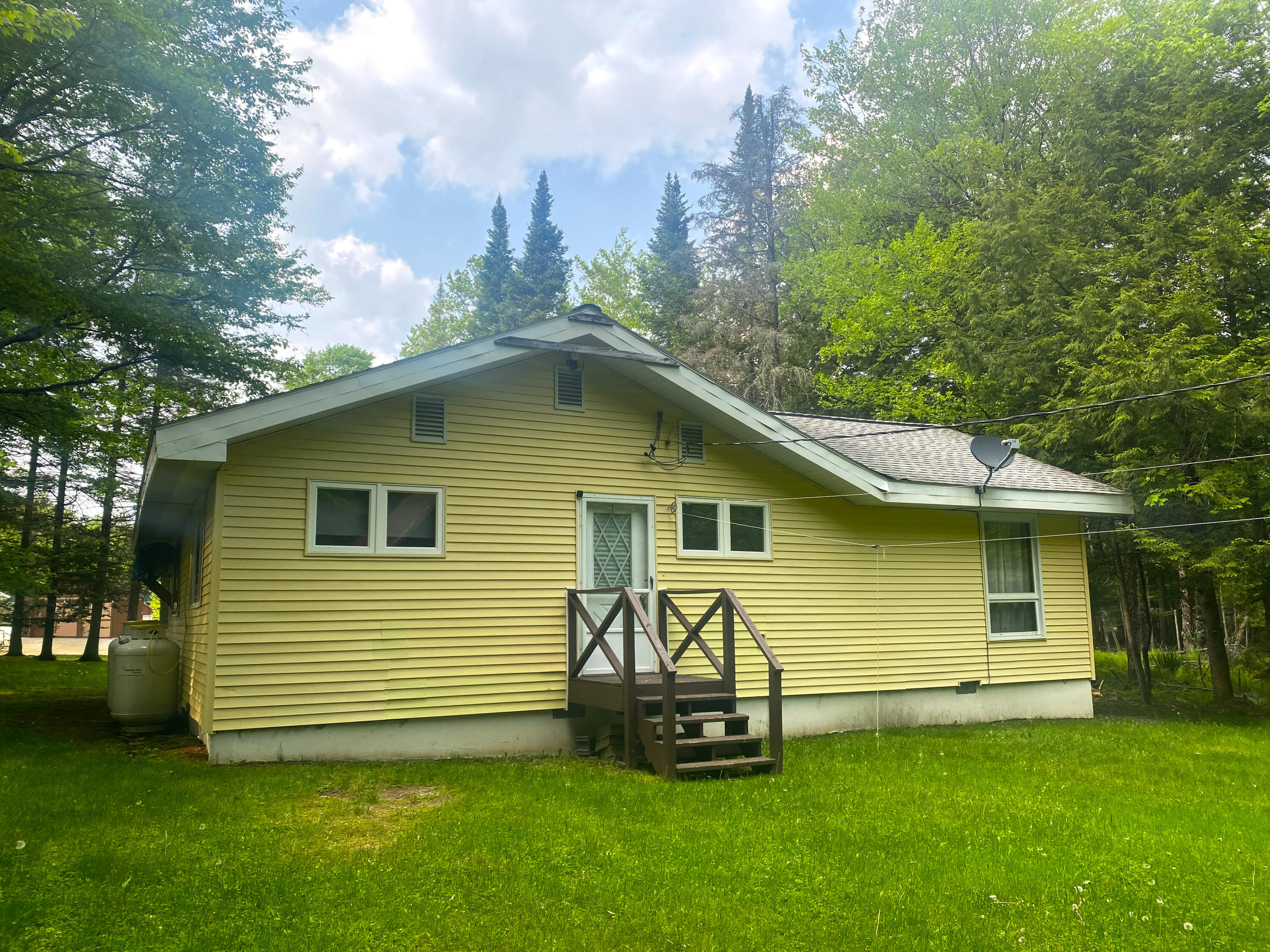 5117 Elmwood Road