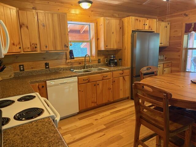 583 Uncas Road