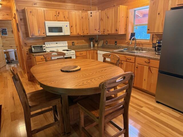 583 Uncas Road