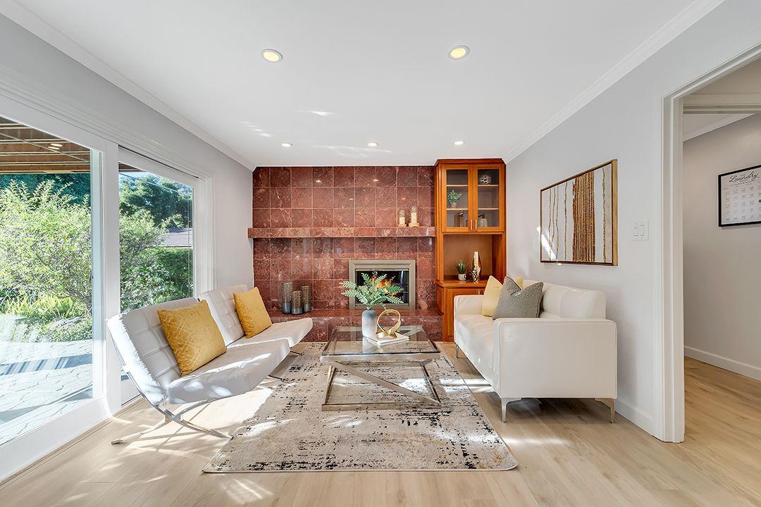 350 Monroe DR