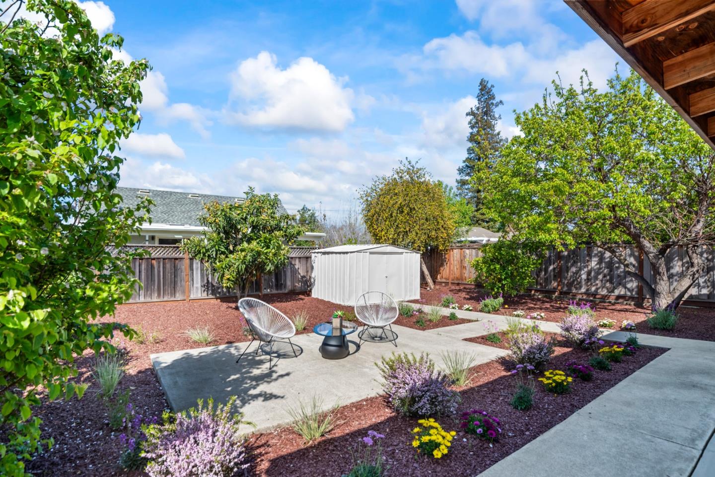 867 Birch AVE