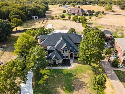 210 Canyon Oaks Drive