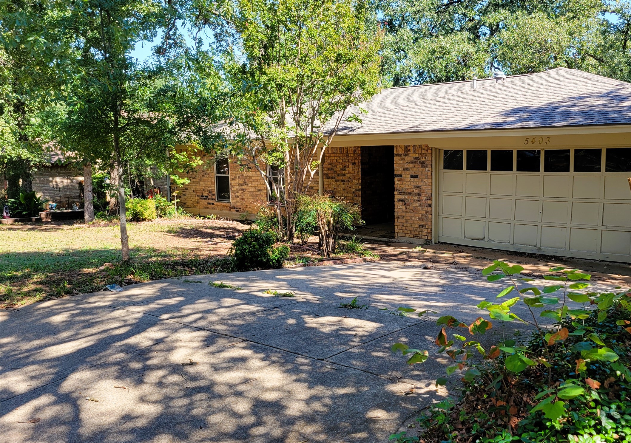 5403 Rimrock Court