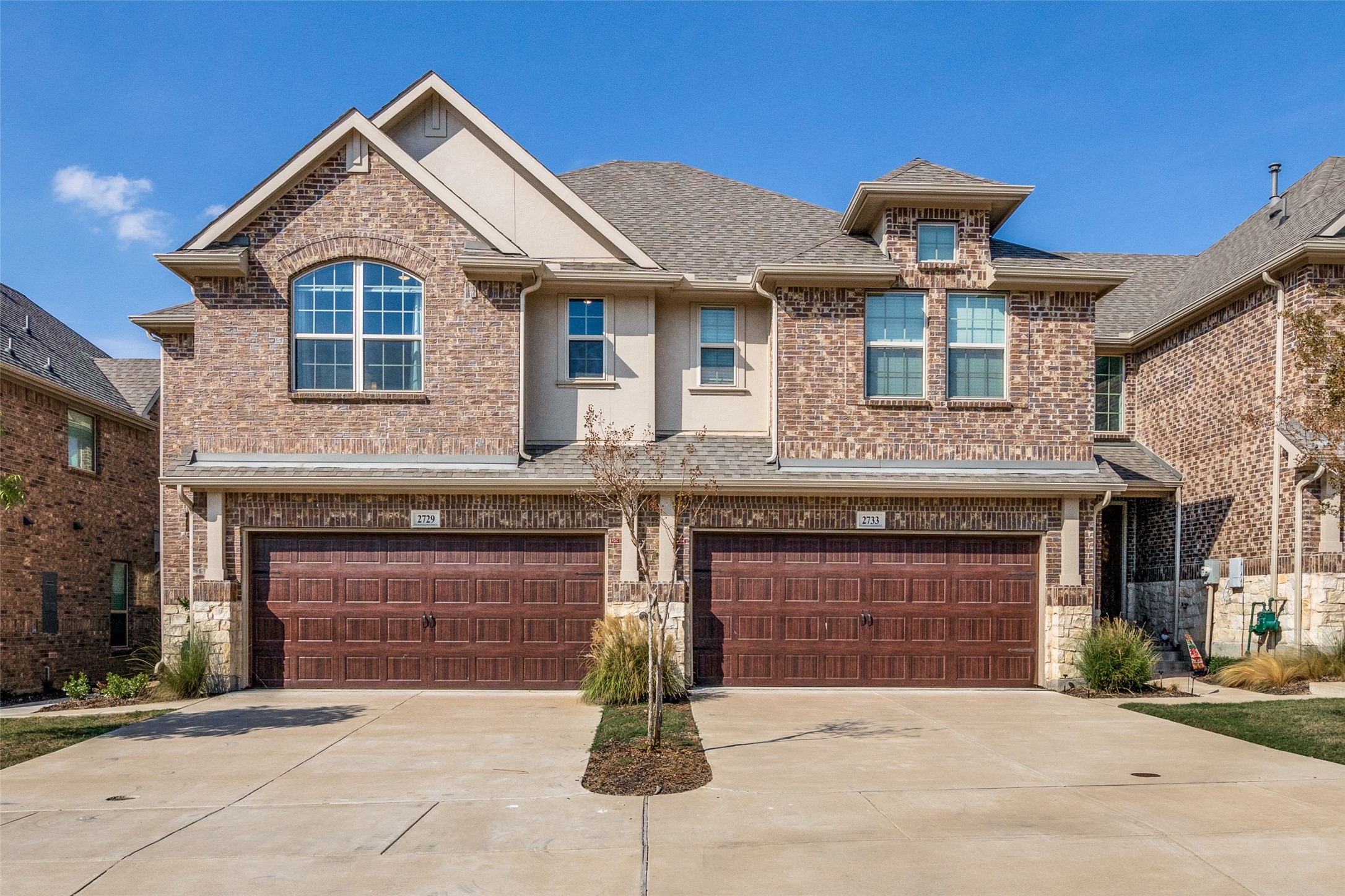 2729 Majesty Drive
