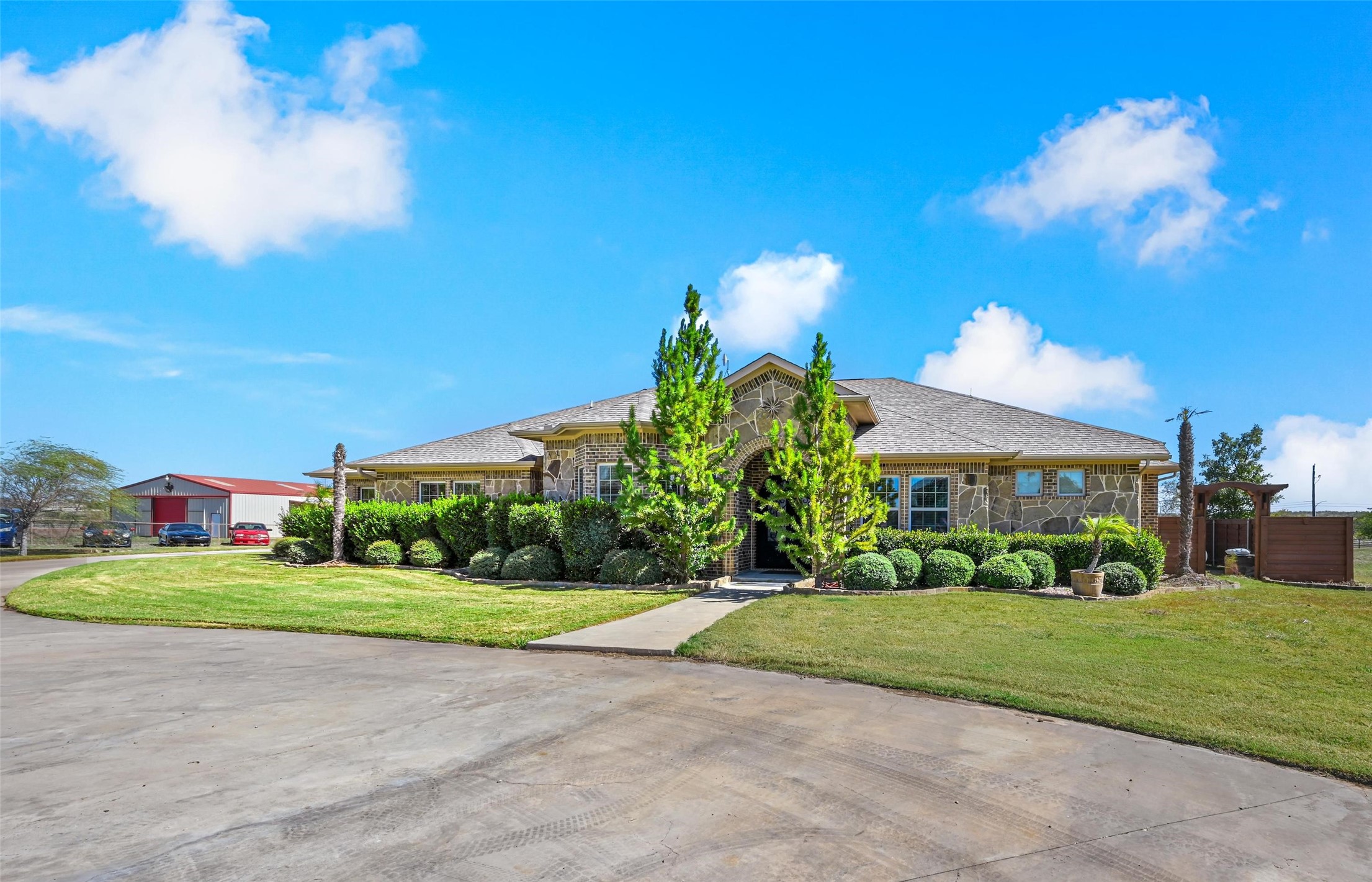 196 N Rolling Plains Drive