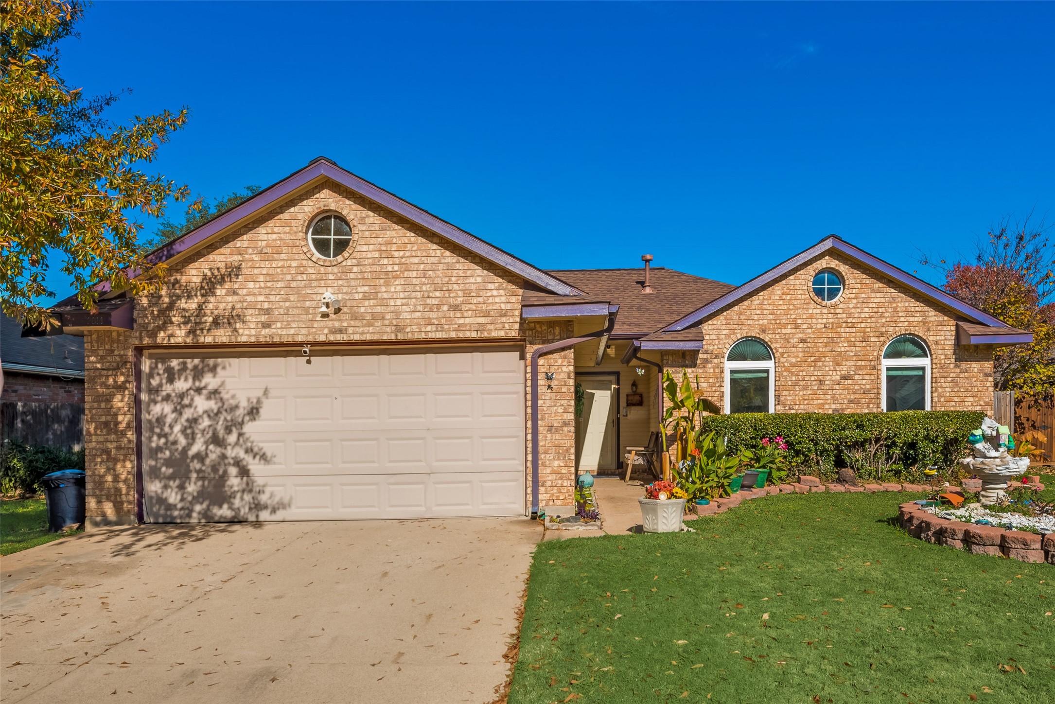 2814 White Oak Drive