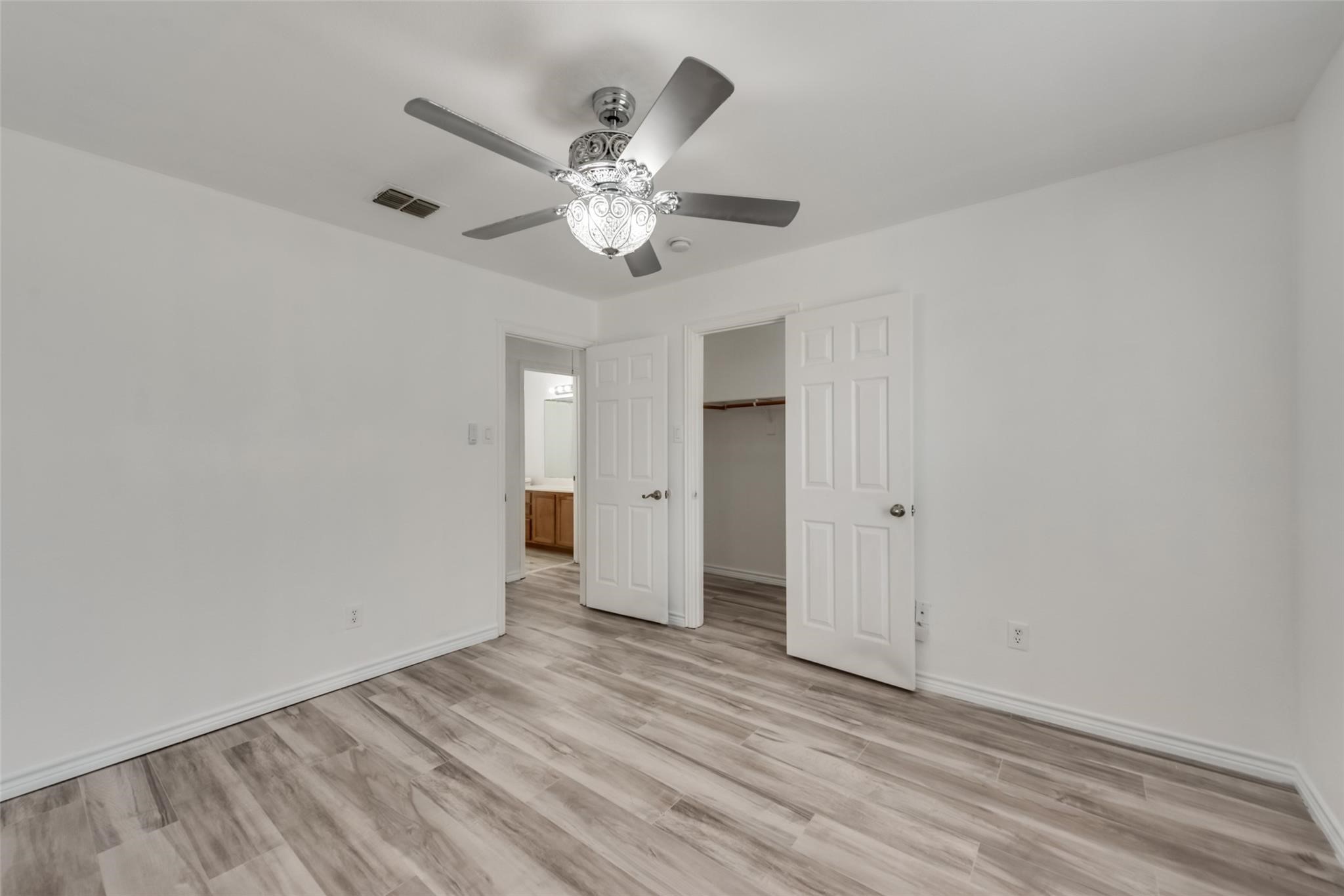 3907 Alamo Drive