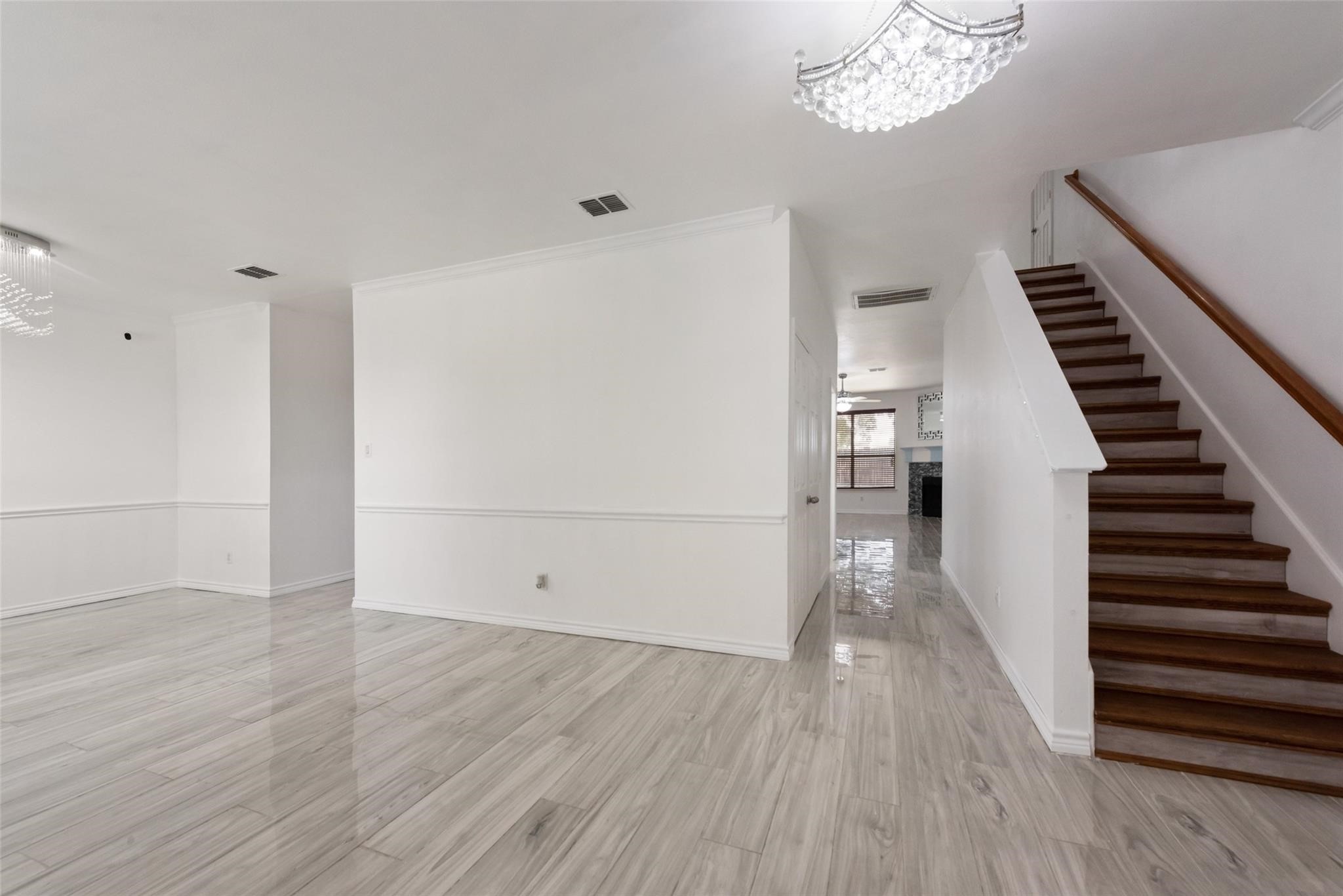 3907 Alamo Drive