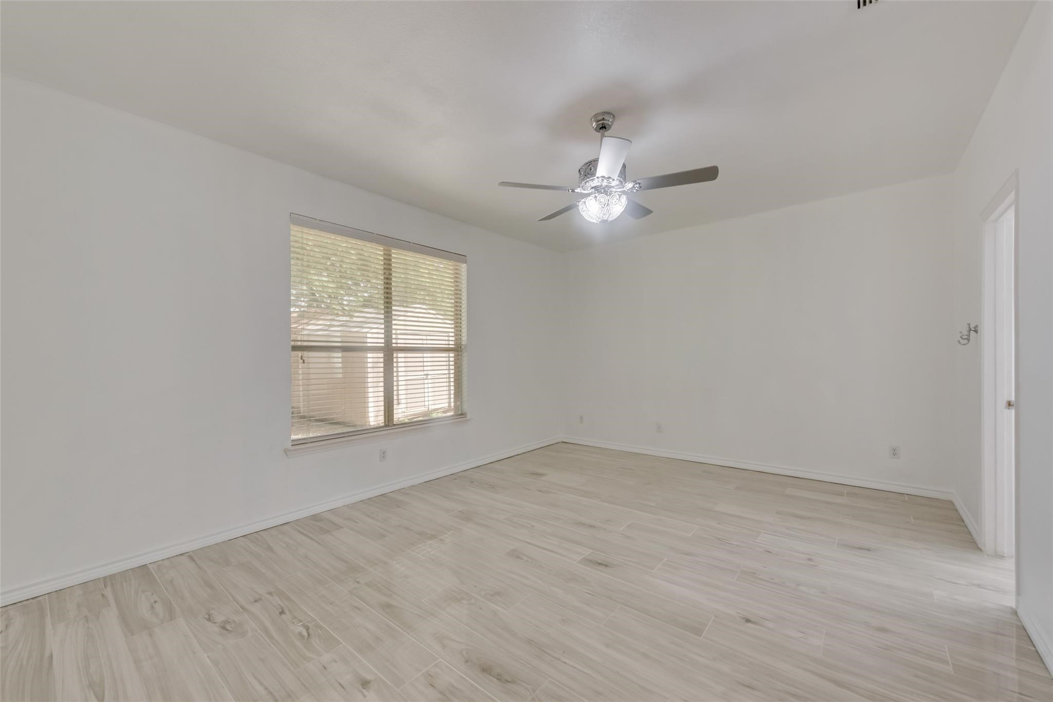 3907 Alamo Drive
