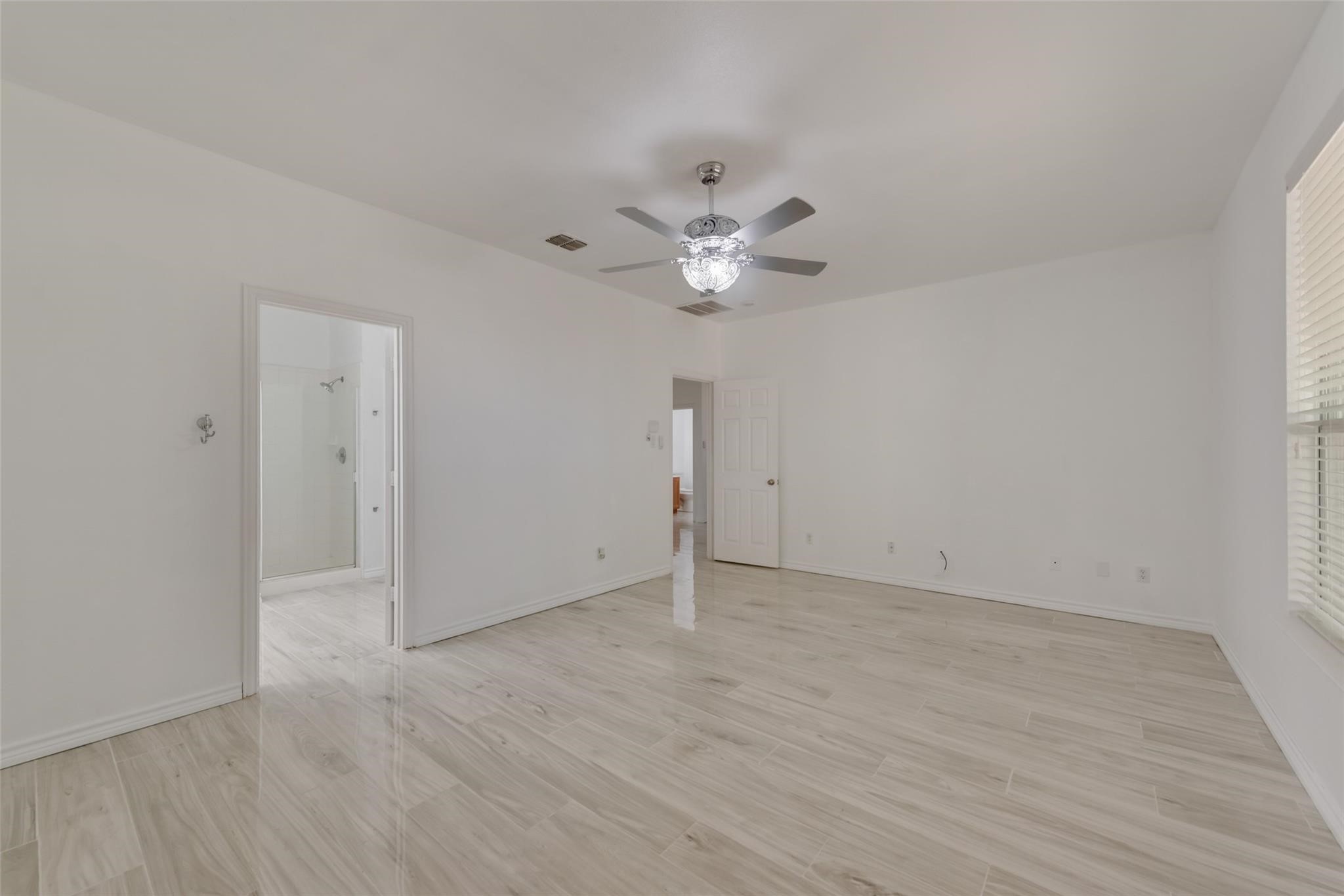 3907 Alamo Drive